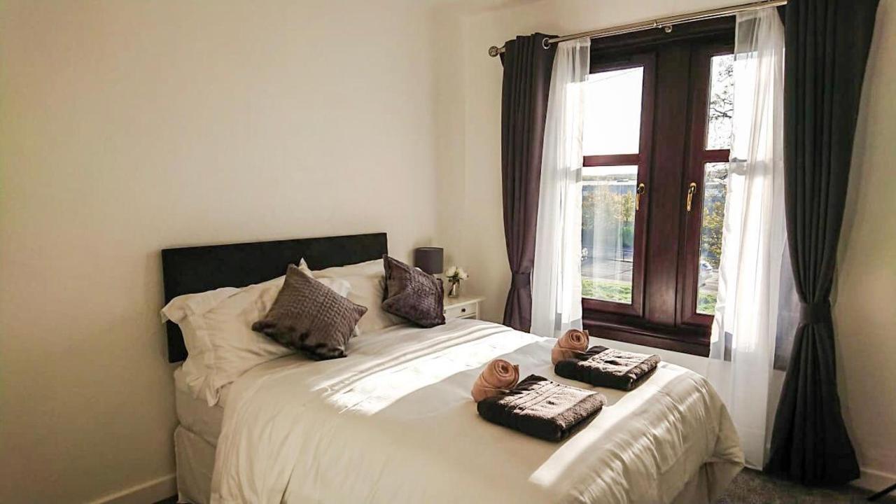 Carnock Road Apartment - Silverburn Shopping Centre Glasgow Exteriör bild